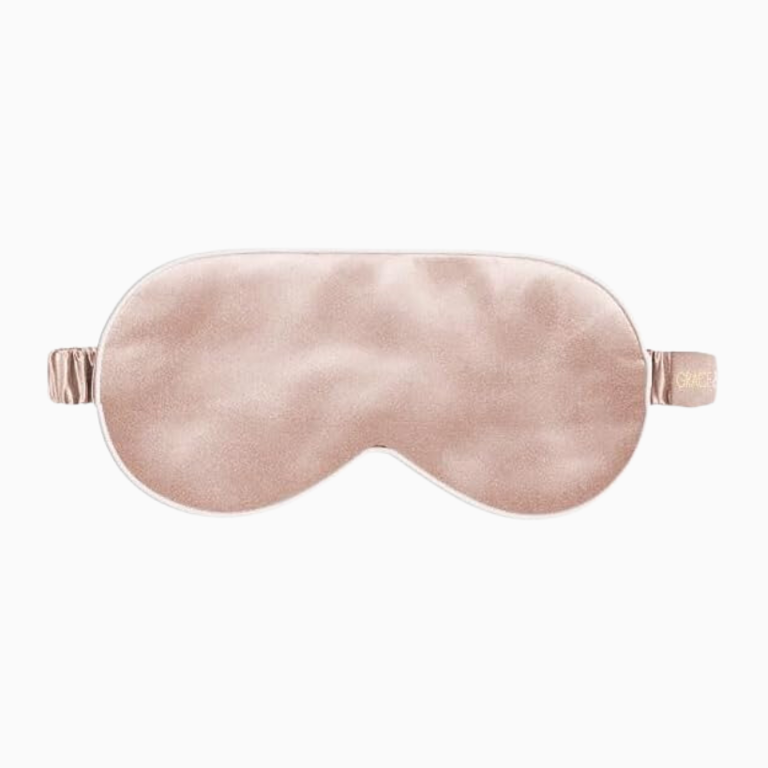 Traveling Essentials to Check Out Now Before You Go