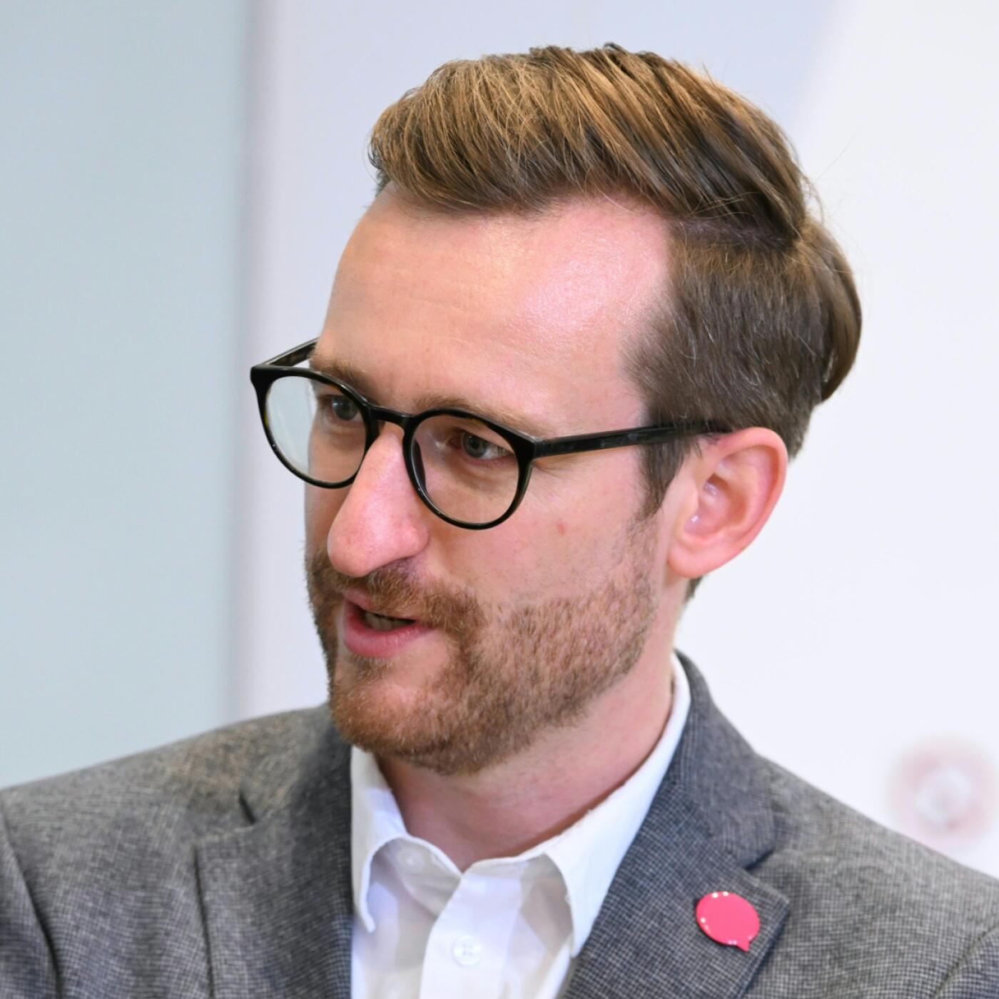 neos-wollen-pensionserh-hung-leicht-unter-der-inflation