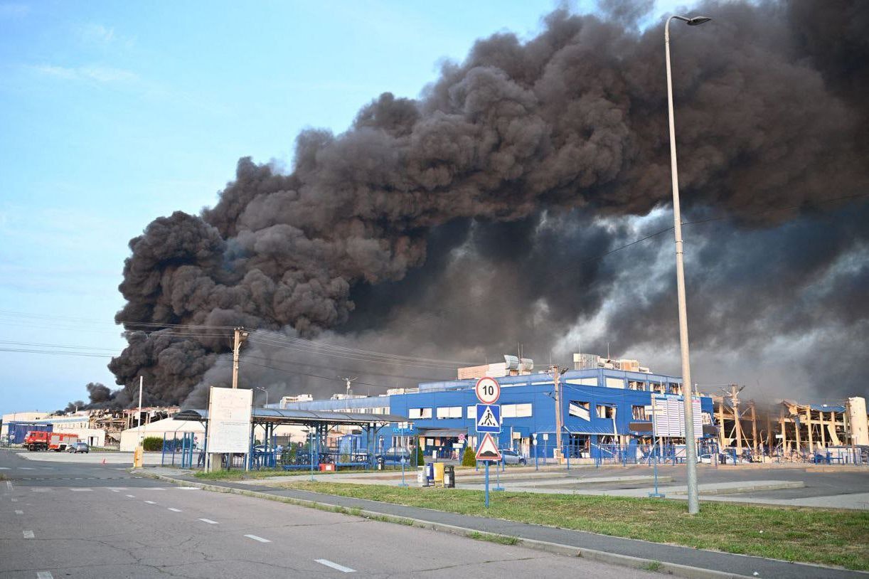 Bei russischen Raketenangriffen wurde in der Nacht auf Donnerstag (21. August) nach ukrainischen Angaben auch die Fabrik eines US-Unternehmens in der Ukraine angegriffen.