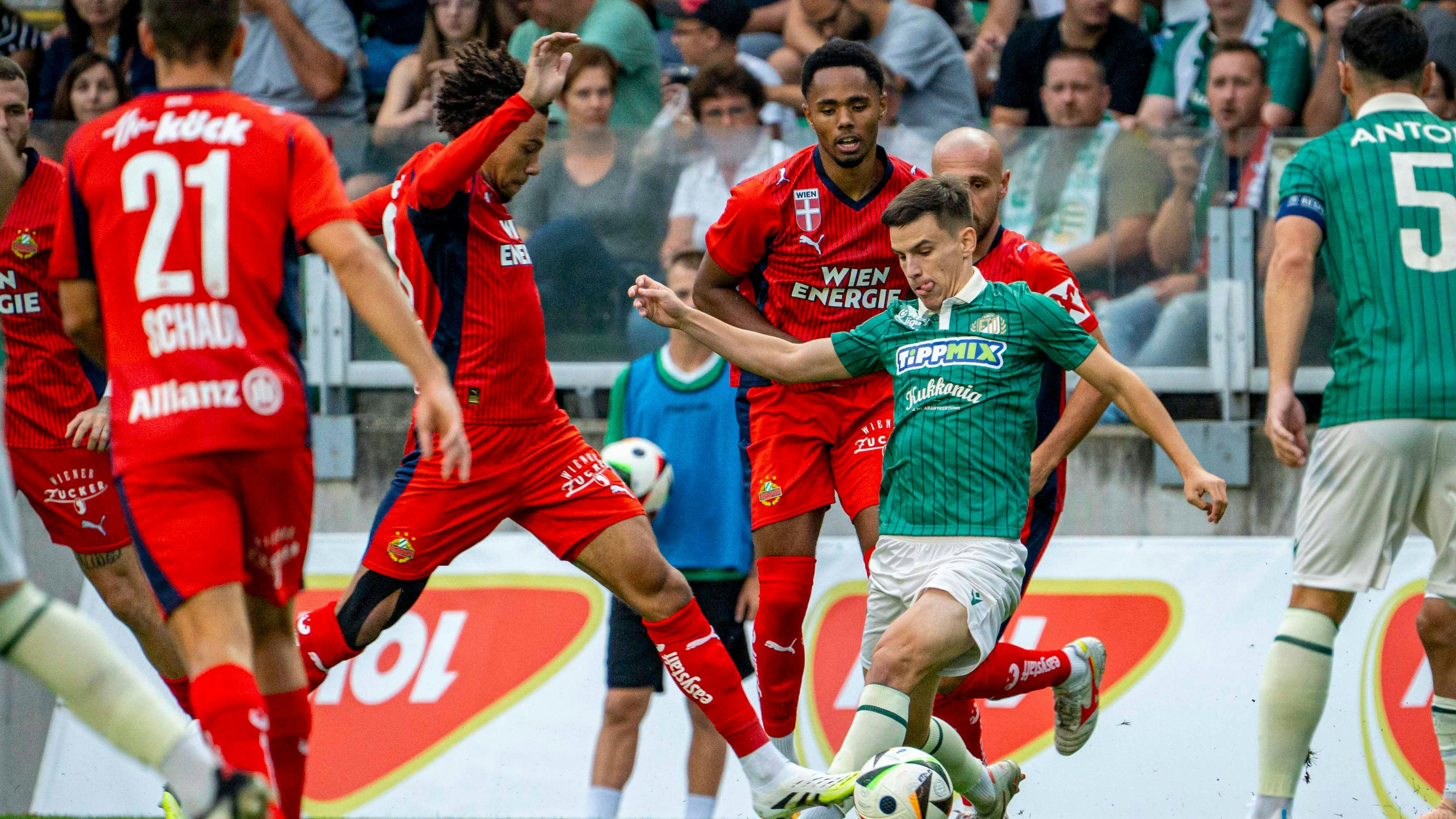 1:2 Rapid droht nach erster Stöger Niederlage das Aus 1:2 Rapid droht nach erster Stöger Niederlage das Aus