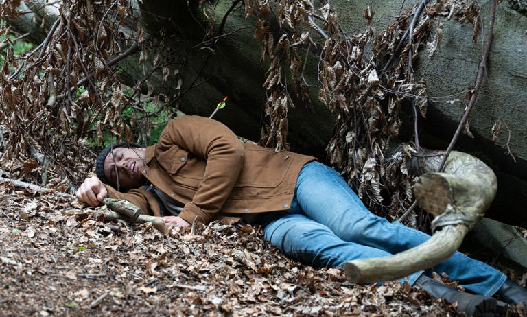 EMBARGO 20.30 21/08/2025 Mackenzie Boyd is targeted by John Sugden in Emmerdale