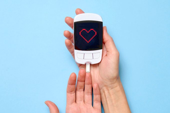 AA1KYwmi 5 Manfaat Minyak Biji Hitam, Menurut Ahli Metabolisme