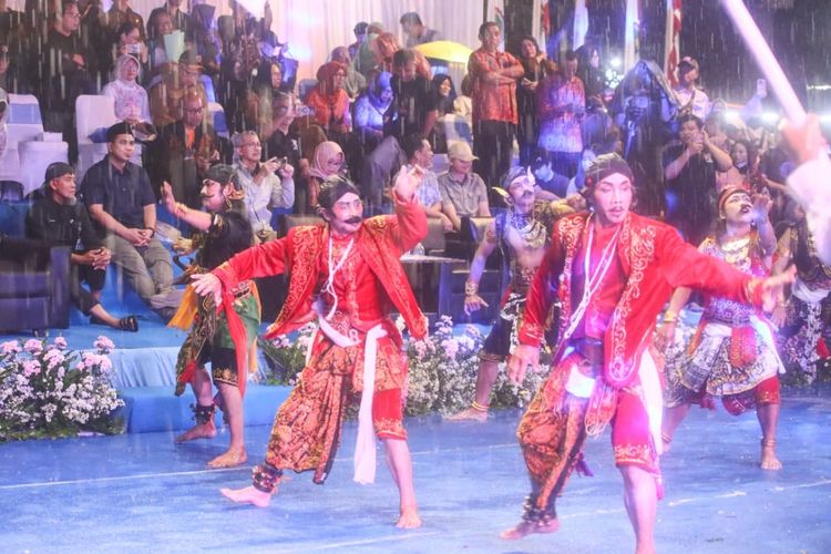 Promosi Wisata: Kemeriahan Parade Budaya HUT ke-80 Jawa Tengah