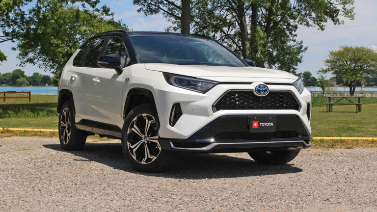 Toyota Launches Affordable 2025 RAV4 Plug-In Hybrid Lease Deal for August