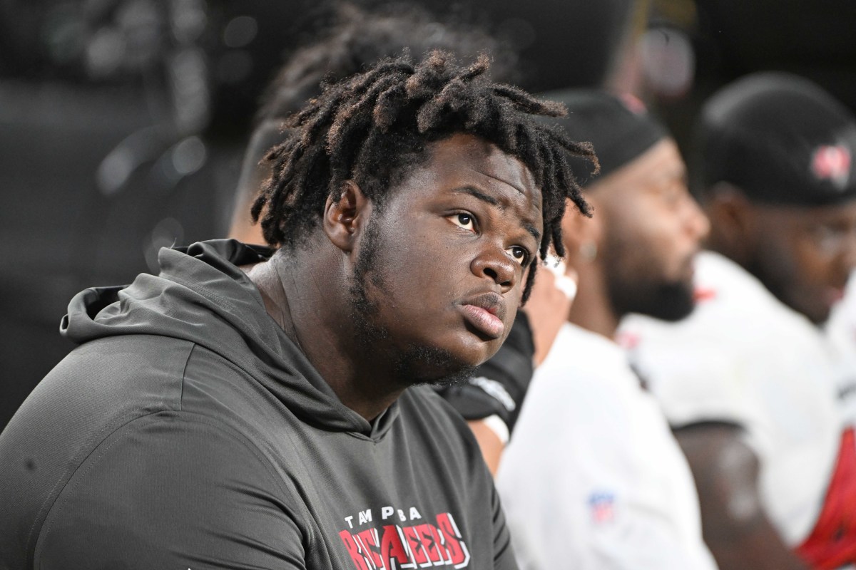 Buccaneers Release Heaviest Player In Nfl History Before Season