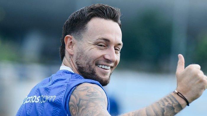 Marc Klok Bangkitkan Semangat Persib Jelang Lawan PSIM, Bobotoh Dilarang Tandang