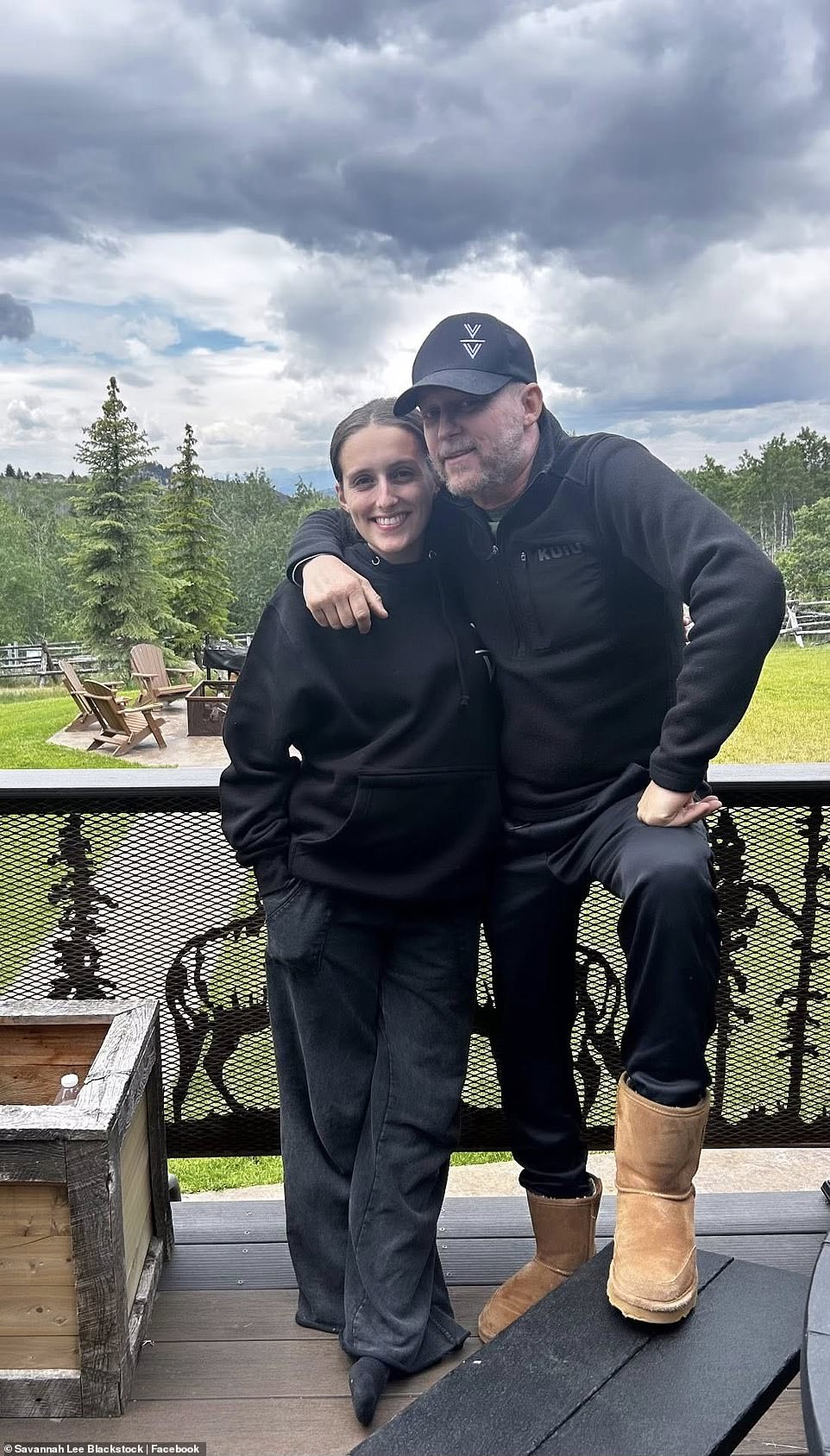 Kelly Clarkson's ex husband seen weeks before death