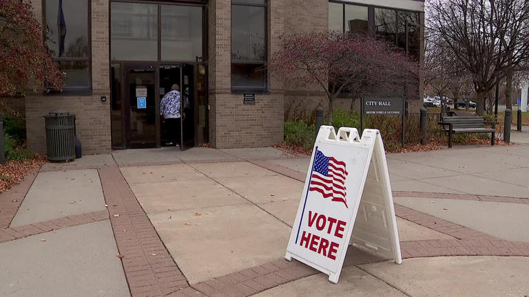 Minnesota early voting: When it starts and how to cast your ballot