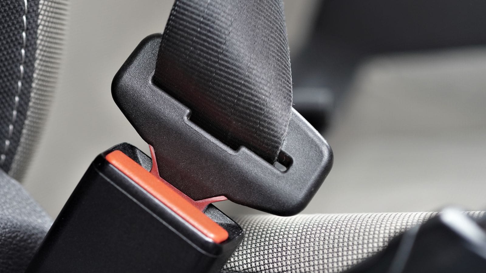 10 Car Features Automakers Were Right to Abandon