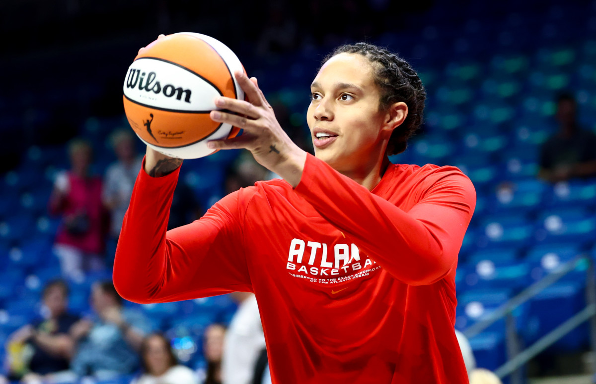 Brittney Griner's Wife Sends Strong Message After Dream Star Loses WNBA
