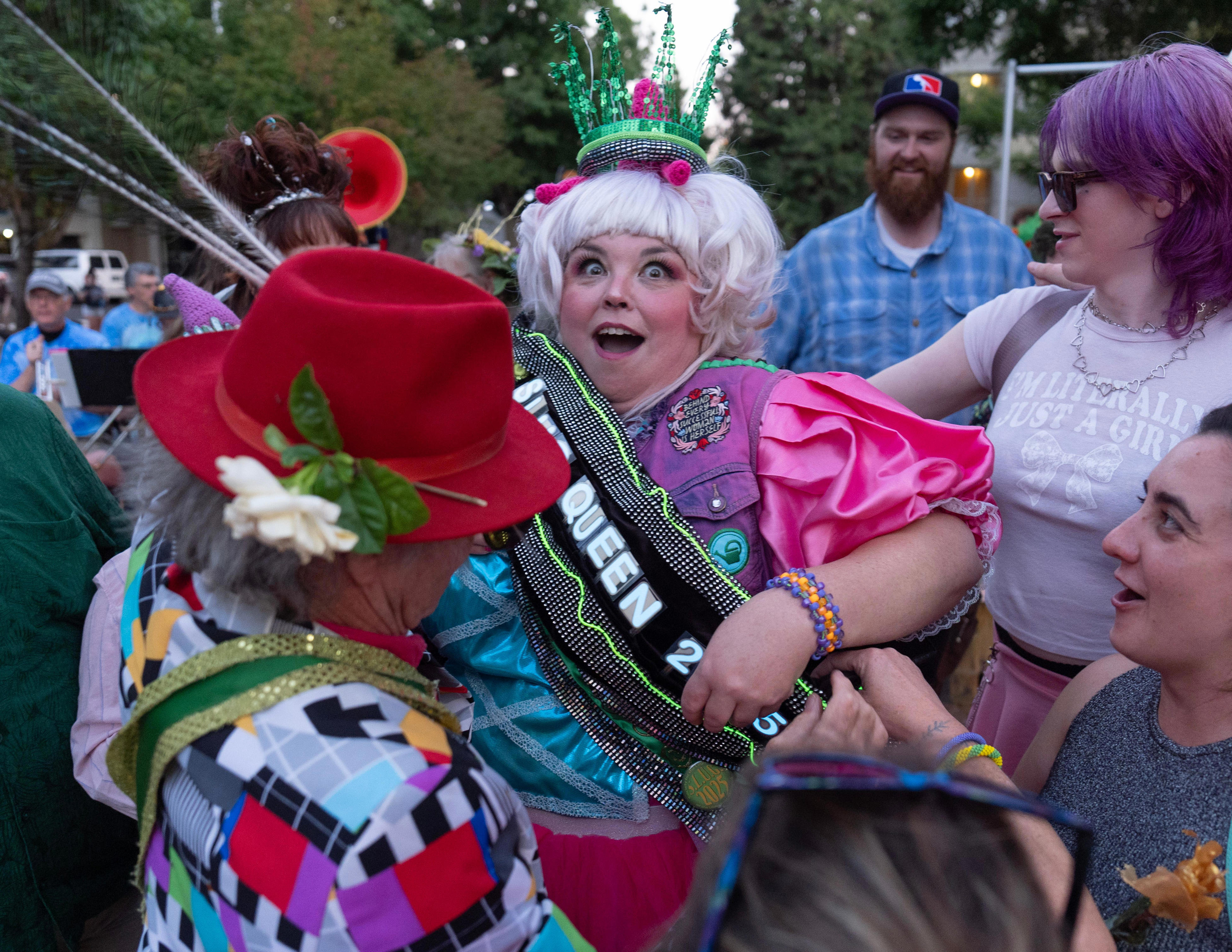 Queen Hilaria Gastrognome quot rains quot in Eugene SLUG Queen competition Queen Hilaria Gastrognome quot rains quot in Eugene SLUG Queen competition