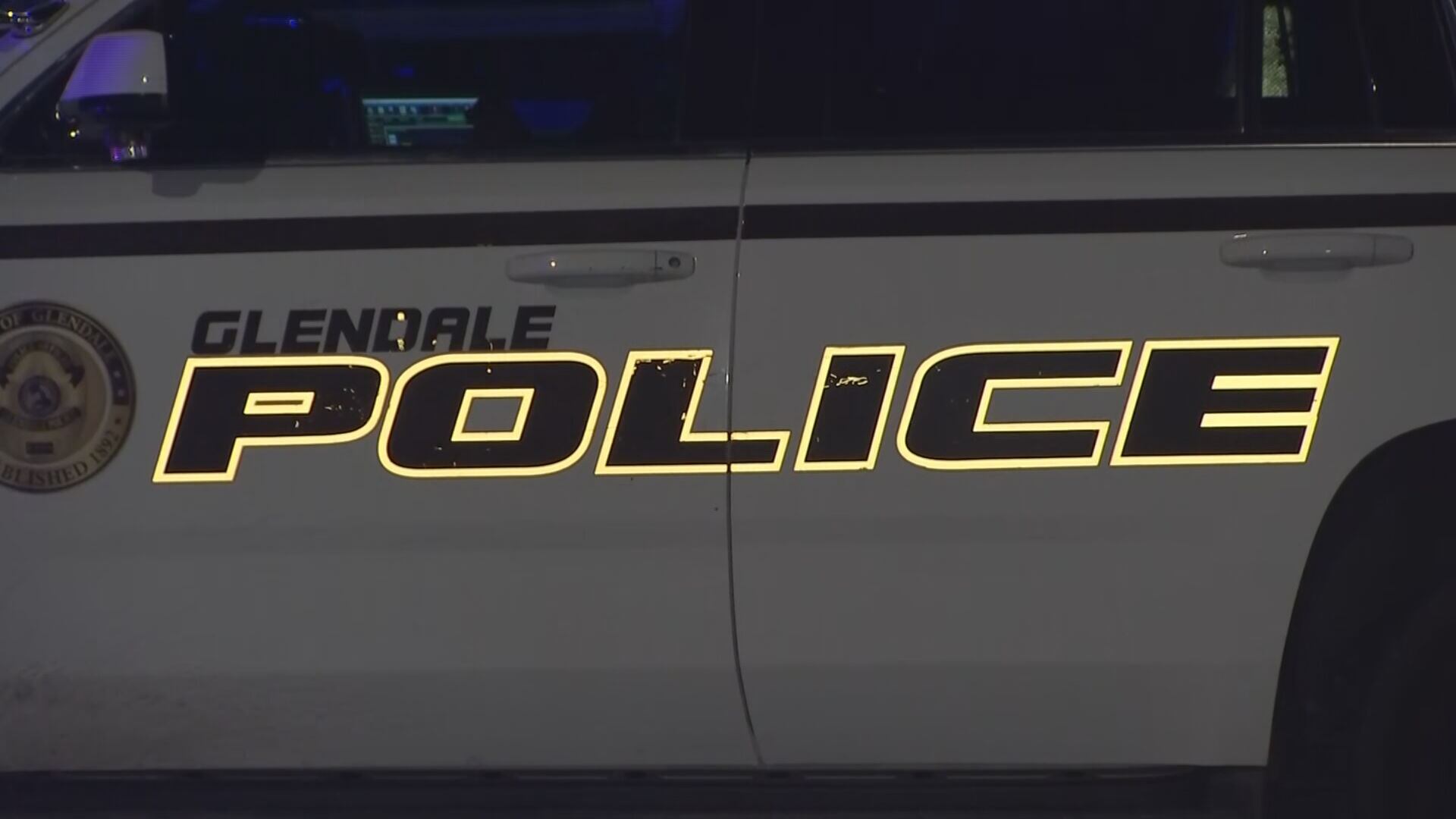 Bicyclist seriously hurt after crash involving SUV in Glendale