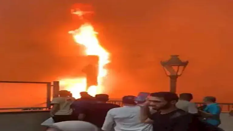 حريق هائل بالمؤسسة يلتهم محال تجارية (6)