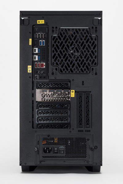 おいそれとマネできない機能美！Ryzen 7 9800X3D＆RTX 5070 Tiの