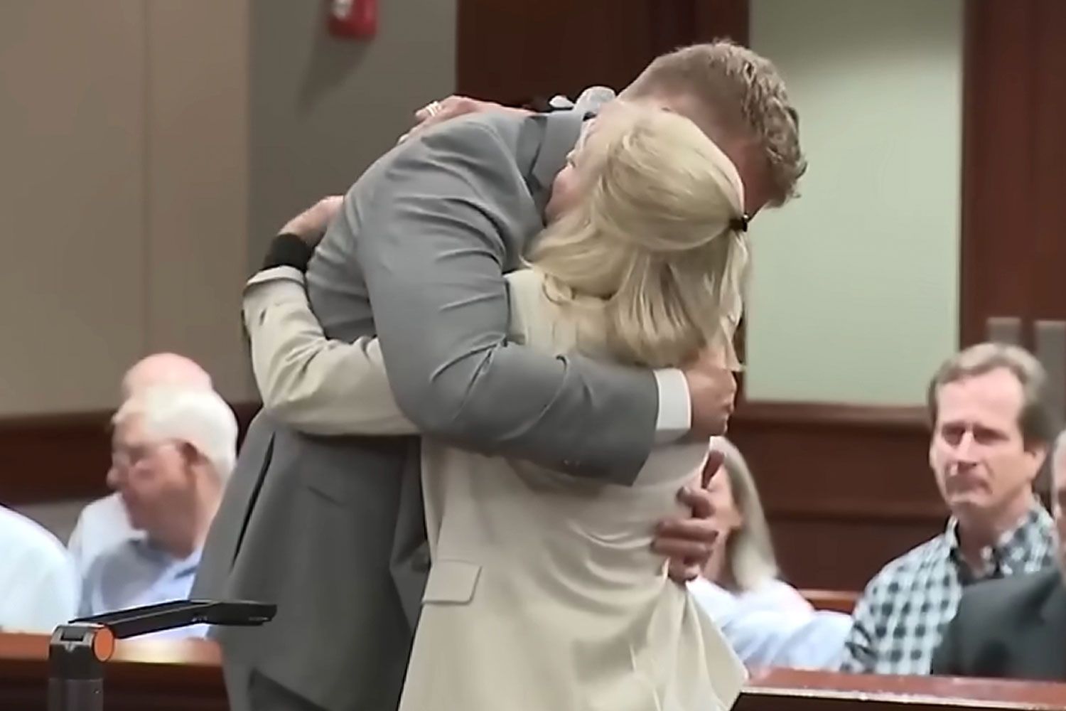 Woman Hugs the Man Who Killed Her Husband of 50 Years, Offering
