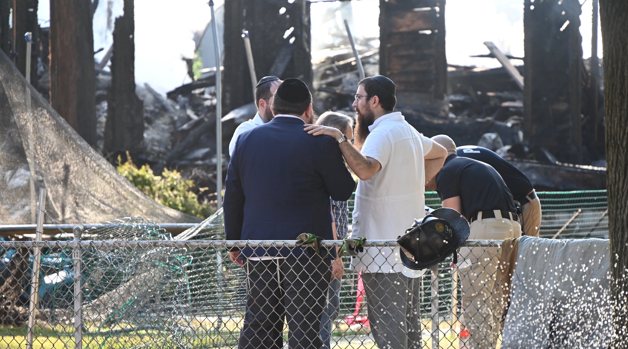 Rabbi and family safely escape fire at historic New Jersey synagogue