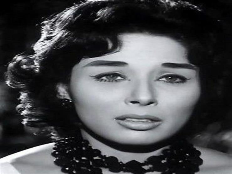 لبنى عبدالعزيز