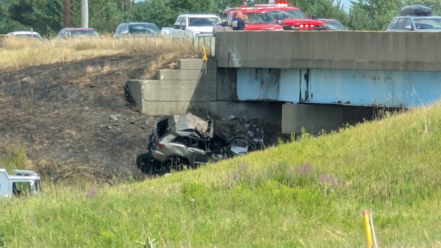 Deputies: Kentwood man dies in Big Rapids-area crash