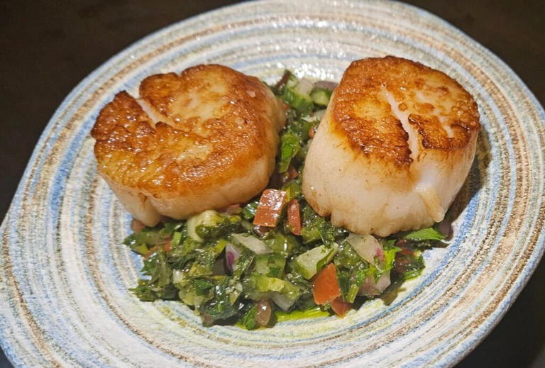 Fl ga in roswell where sweet smoke scallops and seabass meet on a