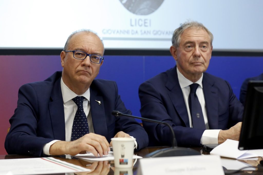 Giuseppe Valditara e Adolfo Urso (foto Imagoeconomica).