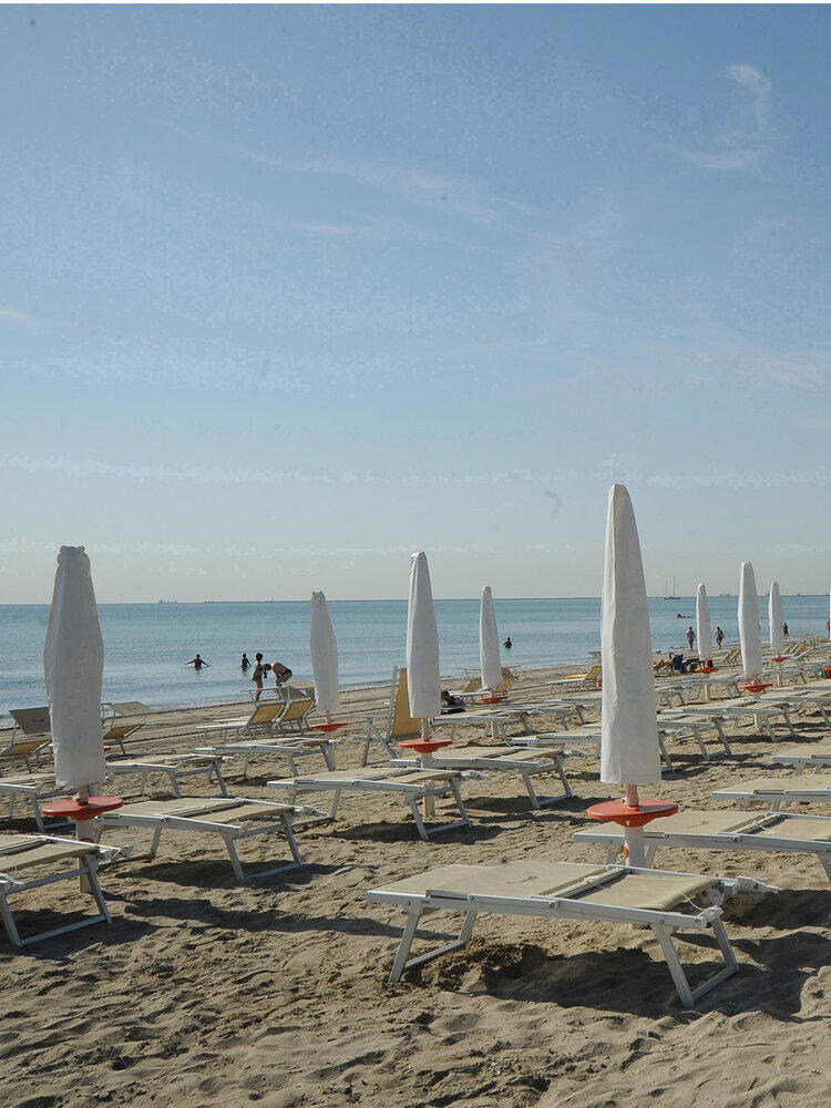 I balneari chiedono un tavolo alla Santanchè contro le spiagge deserte