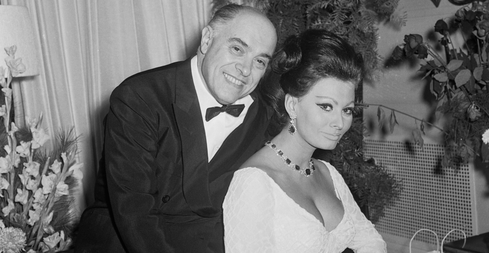 famous-old-hollywood-couples-with-controversial-age-gaps