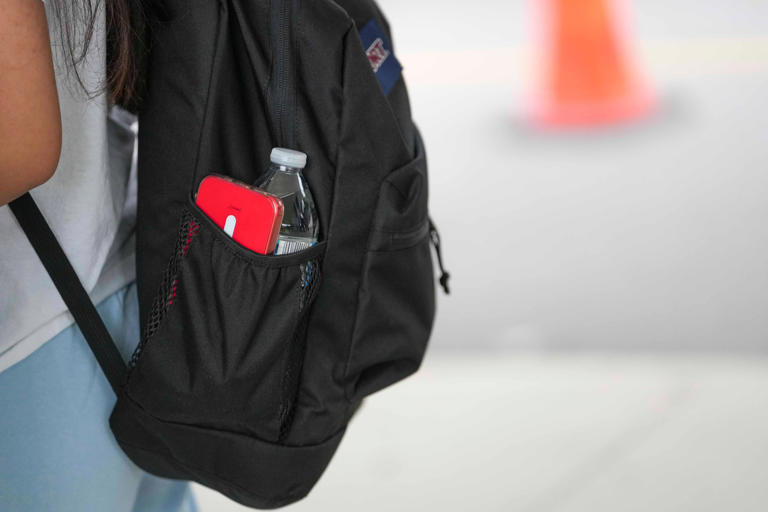 knox-county-schools-loosens-punishment-on-phone-violations-here-s-what
