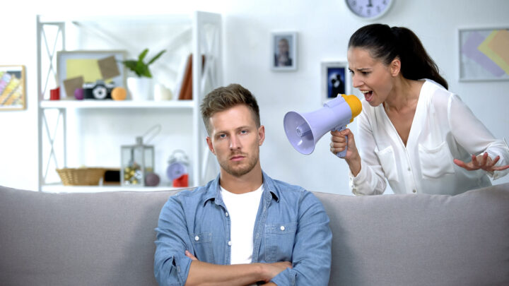 Things Husbands Do With Good Intentions That Infuriate Their Wives