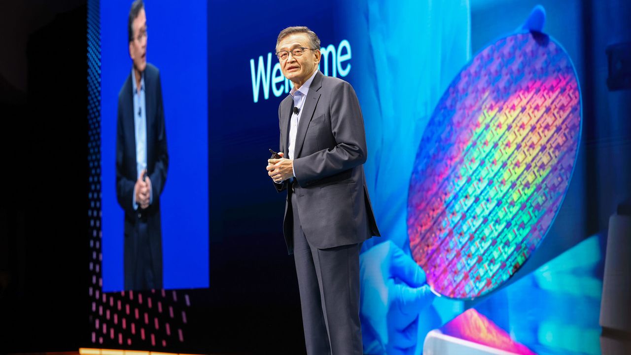 Talks are reportedly underway for the US Gov. to take a stake in Intel ...