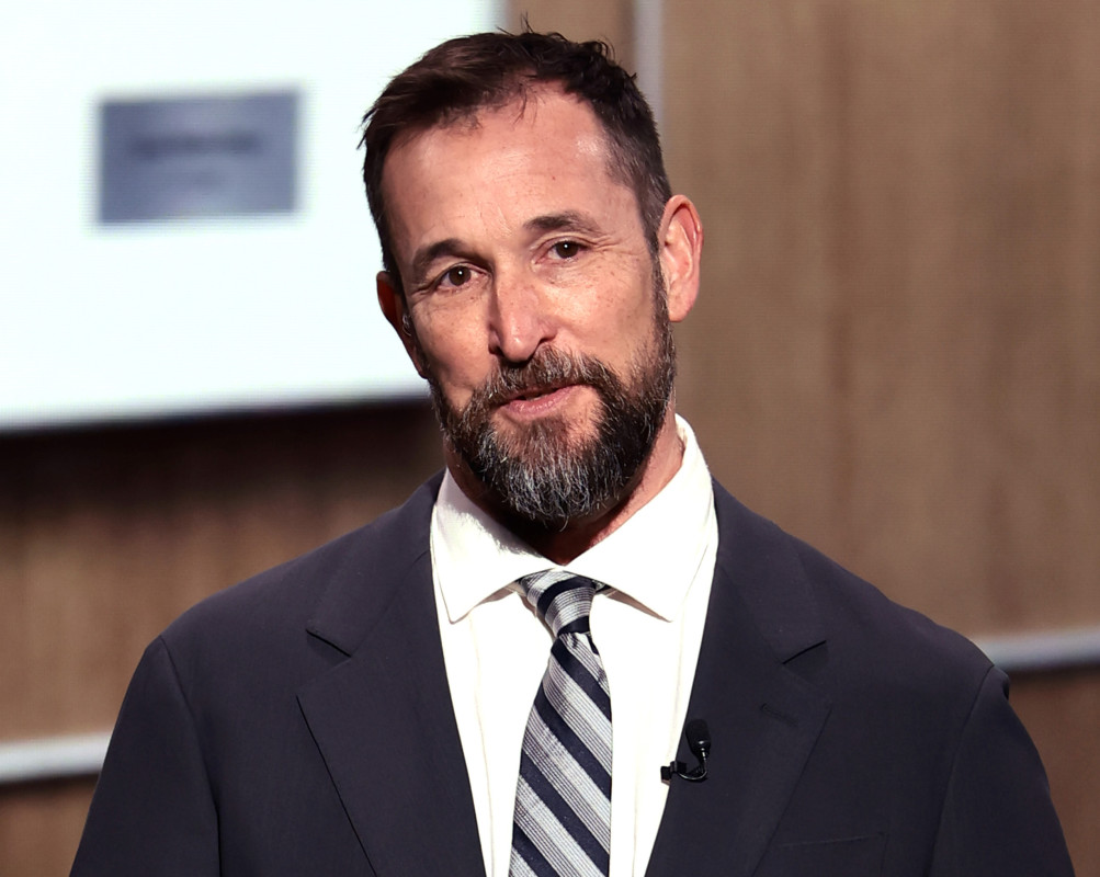 'The Pitt' Star Noah Wyle Shares Rare Photo of Special Moment With Son Owen