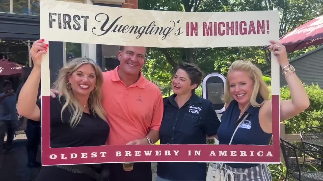 Rosalie's Roadhouse in Jonesville pours first Yuengling draft beer in ...