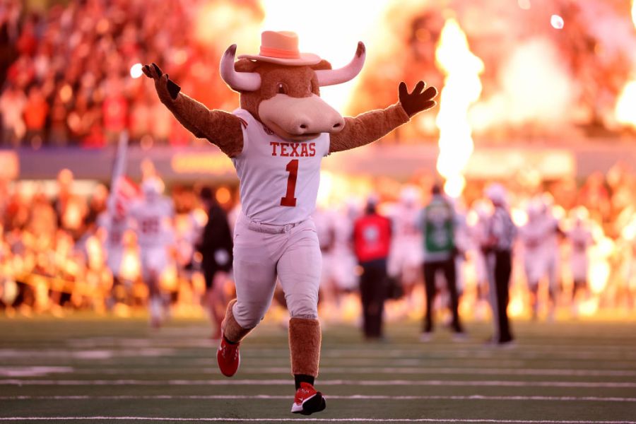 Game day vibes without seats Where to watch UT play in Austin
