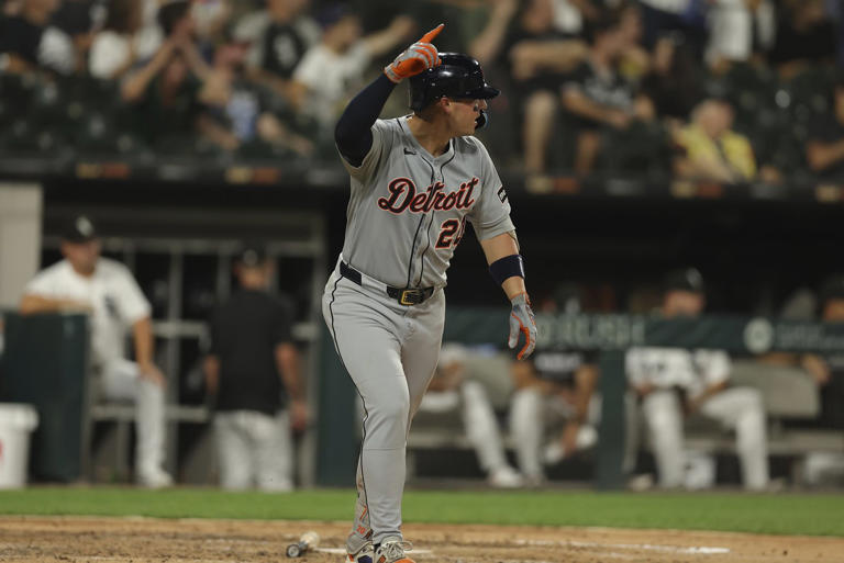 Tigers 2 1 White Sox: This Game Had It All! (Aug 11, 2025 Recap) - p6u59v1