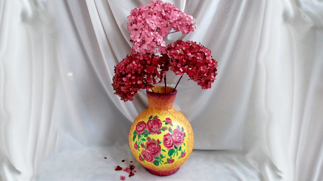 DIY paper mache vase project