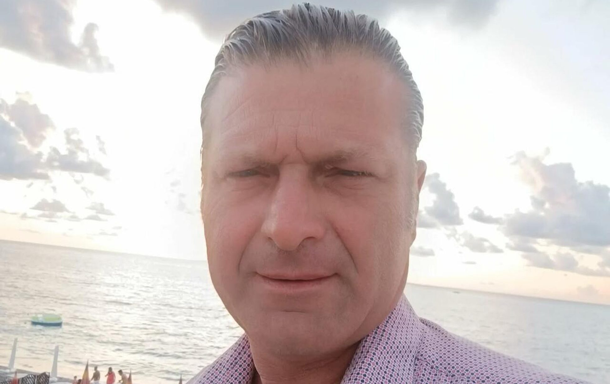 Luigi di Sarno, a 52-year-old artist, died after eating a grilled sausage and turnip top panini