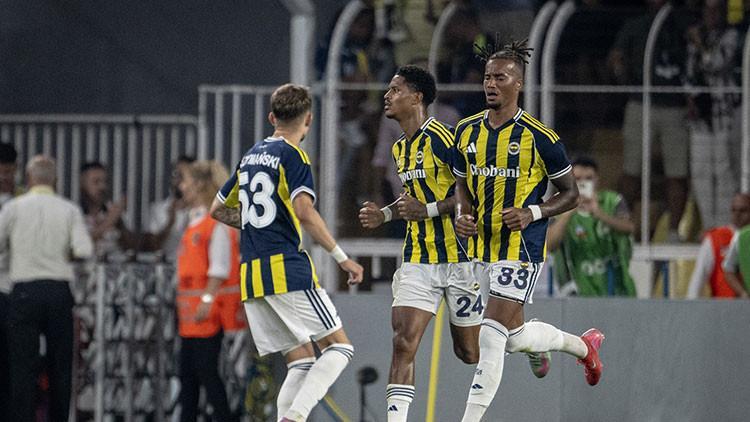 Kadıköye damga vuran an: İrfan Canın düdük yanılgısı, Feyenoordun golü... Fenerbahçe 3 dakikada döndü!