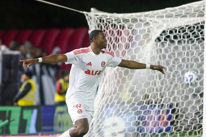 Ricardo Mathias desponta no ataque do Inter e supera Borré e Valencia. Foto: Ricardo Duarte/Internacional