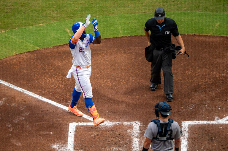 Michael Harris II at bat