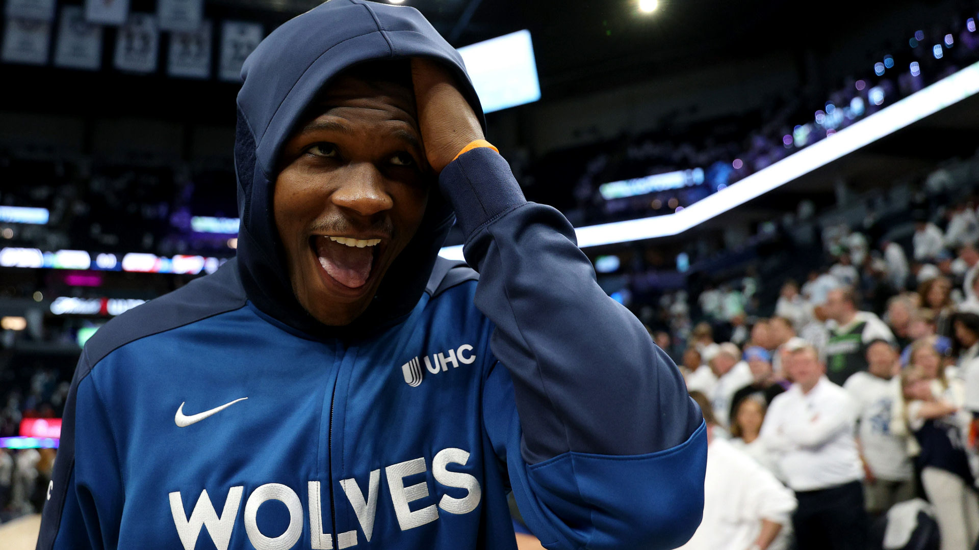 Anthony Edwards' Ex Ayesha Howard Demands 500K & Apology In Messy