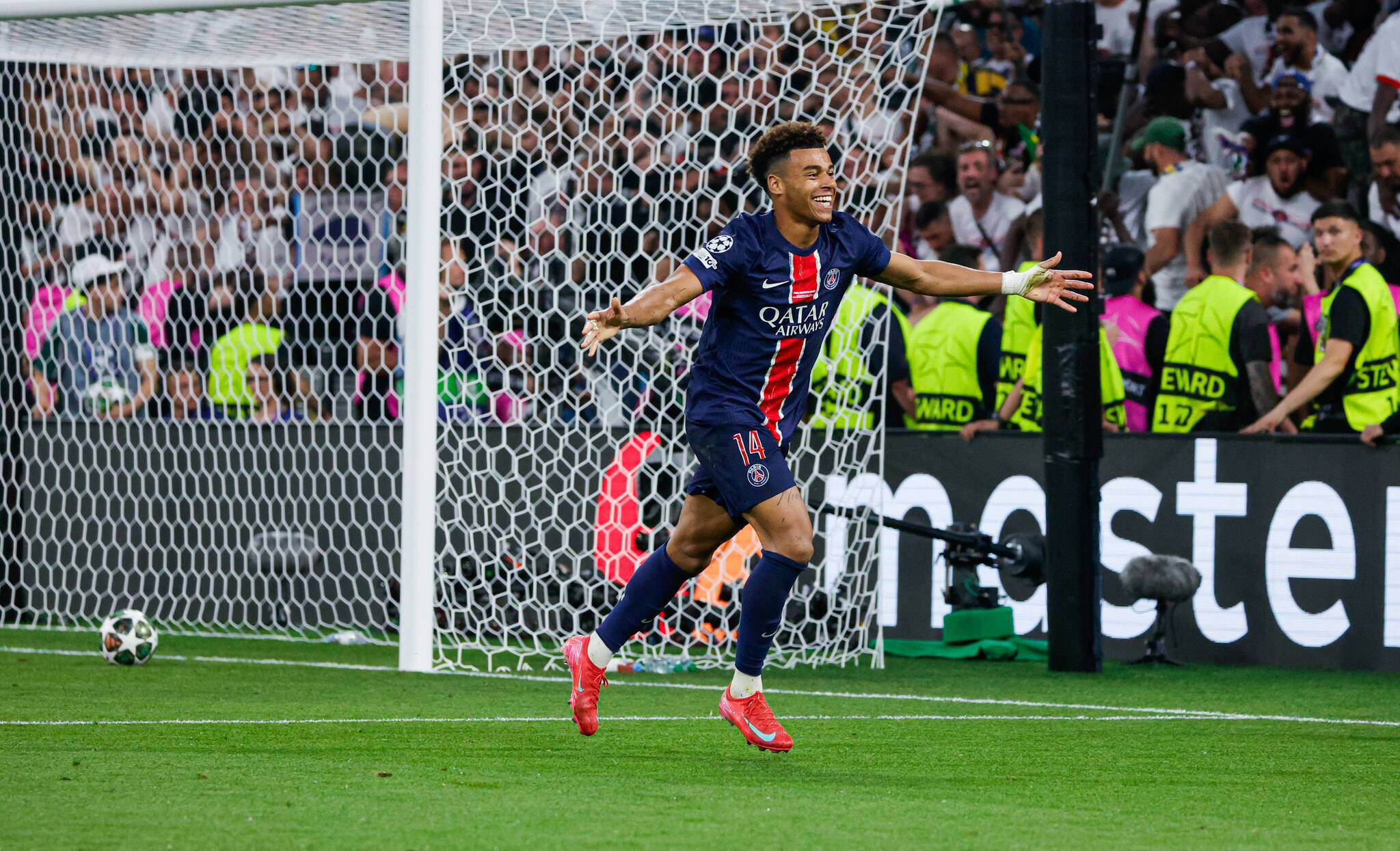 Fußball heute live: Spiele Übertragungen im Stream TV am 13 8 2025 Fußball heute live: Spiele Übertragungen im Stream TV am 13 8 2025