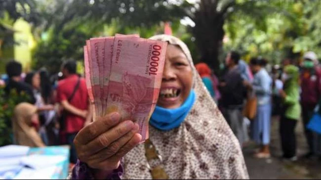 Selain BSU, 6 Bantuan Sosial Cair September 2025