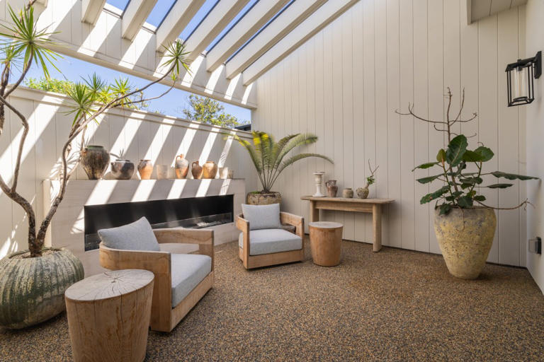 Victoria's Secret model Adriana Lima lists $16M home with AI and  laser-powered security system