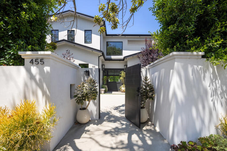 Victoria's Secret model Adriana Lima lists $16M home with AI and  laser-powered security system