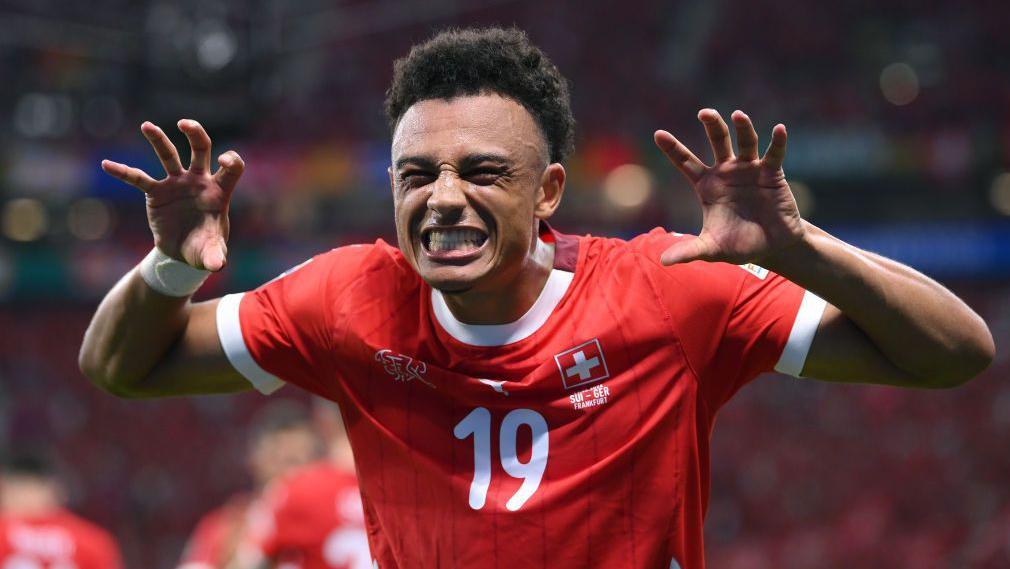 Ndoye's signature goal celebration is a reference to his Senegalese heritage. "Since I was a child, my parents have compared me to a lion and from my Senegalese side, from my father's side, they often say that the Senegalese players are the lions of Teranga," Ndoye explained after scoring against Germany at Euro 2024. "So it was just a little reference to my second nationality. This gesture represents me well."