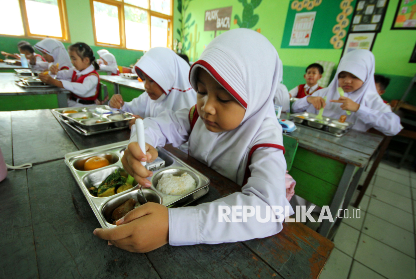 Mengukur Kebutuhan Gizi untuk Pertumbuhan Anak Negeri