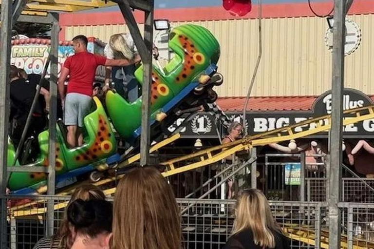 'Children injured' as emergency services swarm UK theme park as ride ...