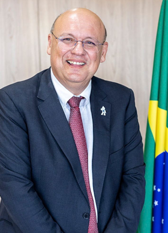 Mozart Júlio Tabosa Sales teve seu visto dos EUA revogado pela gestão Trump Foto: Reprodução/Divulgação M. da Saúde