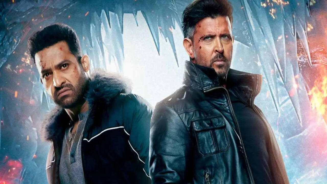 War 2 Movie X Review: 'వార్ 2' ట్విట్టర్ రివ్యూ, ఎన్టీఆర్‌‌కి బాలీవుడ్‌లో  గ్రాండ్ ఎంట్రీ దక్కిందా...