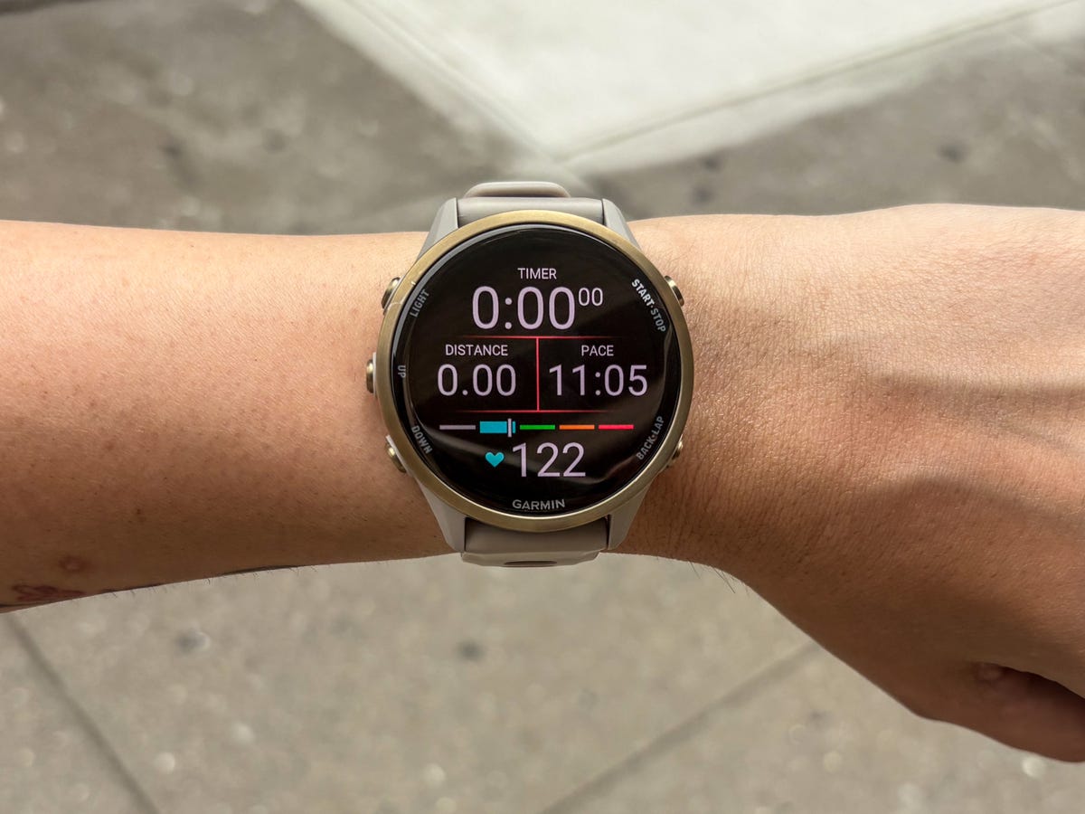 Garmin_Forerunner_970_Running_Smartwatch_007.jpg