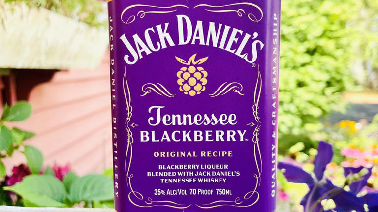 Review: Jack Daniel's Tennessee Blackberry Is The Sweet Whiskey You ...